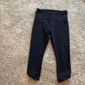 Black Capri workout pants